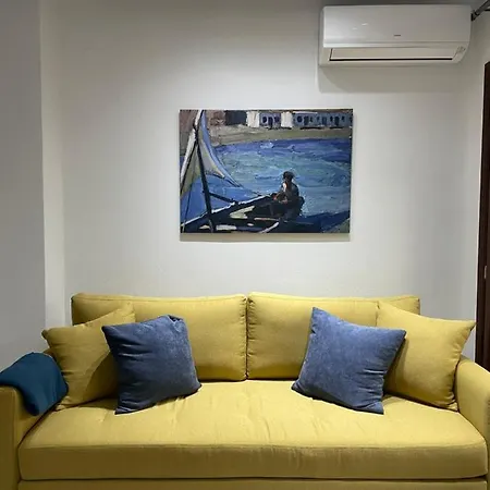 Tsiri Apartment