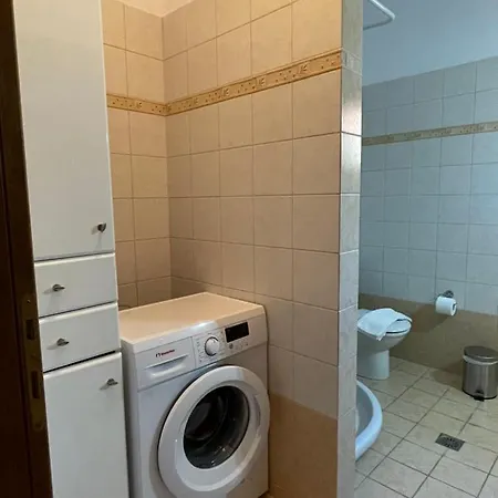 Tsiri Apartment *