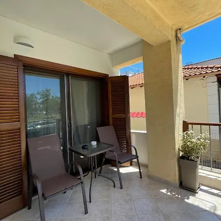 Apartment Tsiri